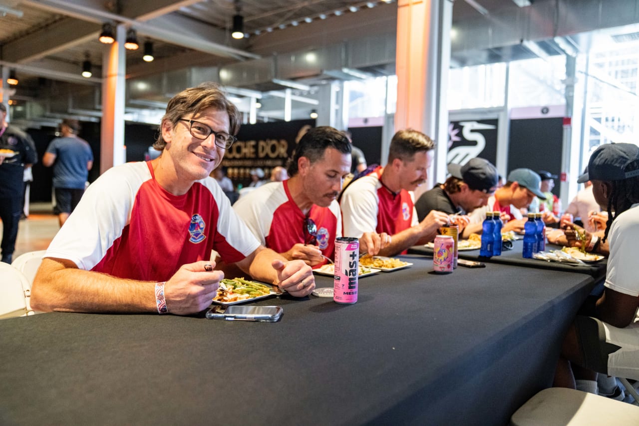 Serving Those Who Serve Us (3)